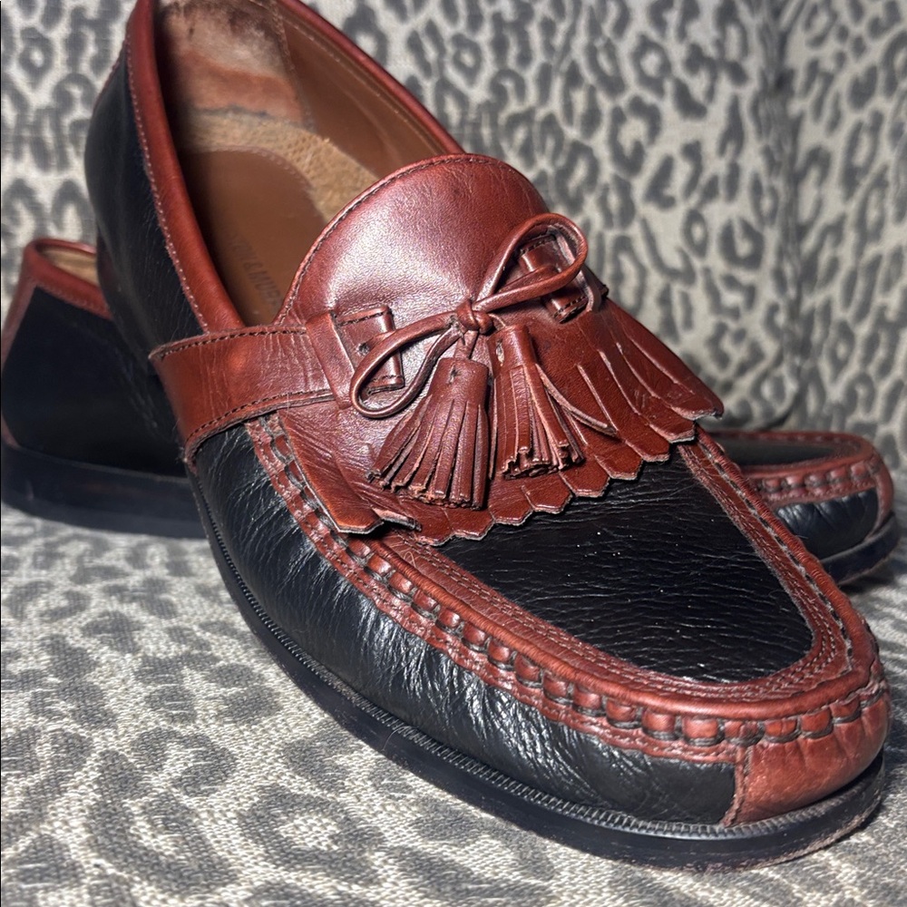 Johnston & Murphy Aragon two tone casual dress tassle loafers fringe shoes 12M